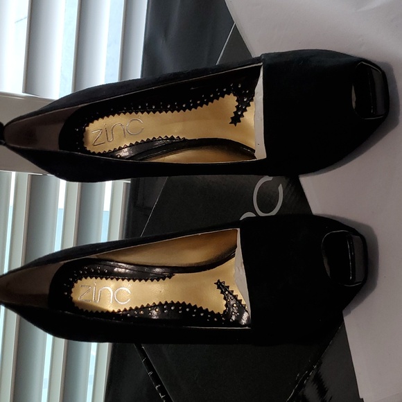 NIB Genuine Black Suede Leather Wood Stacked Platform Heels Peep Toe 7.5 vintage - Picture 3 of 8